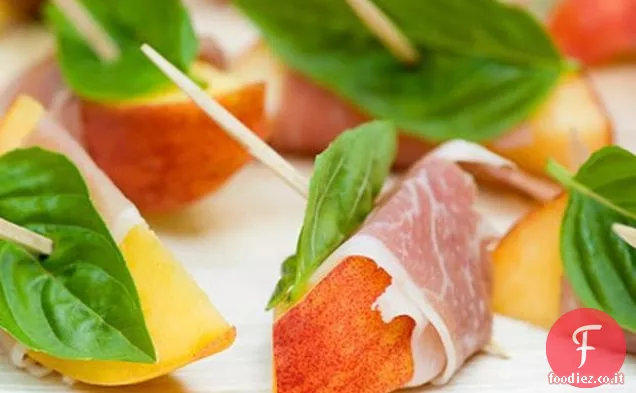 Pesche Speziate con Prosciutto e Basilico