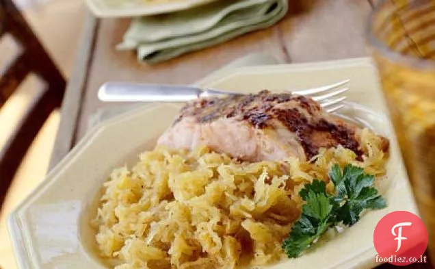 Salmone speziato all'arancia con spaghetti Squash