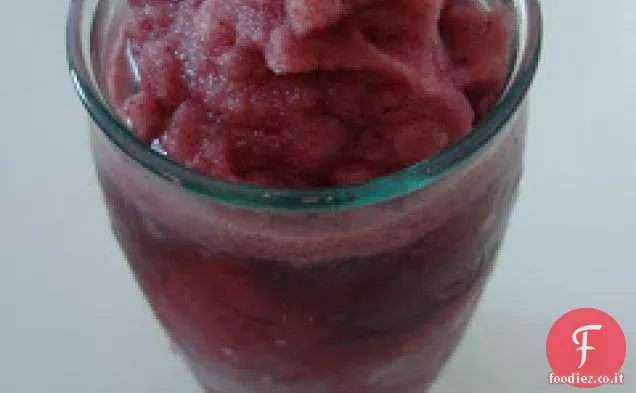 Sipper di granita d'uva persa