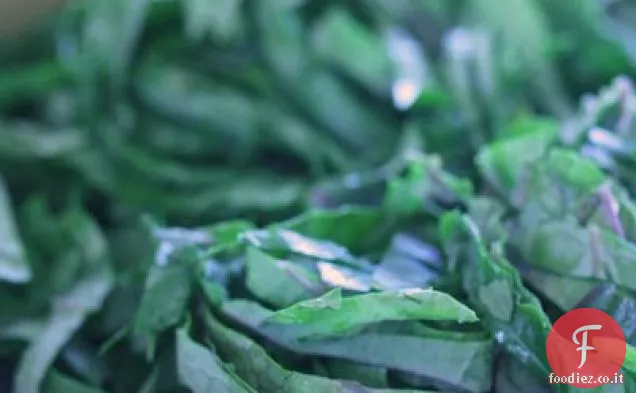 Insalata di cavolo con Bagna Cauda Vinaigrette