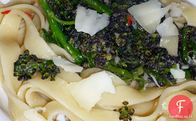 Tagliatelle Con Broccoli Viola, Acciughe e Pecorino