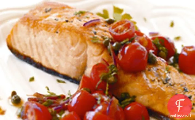 Salmone piccante alla senape con asparagi glassati al miso