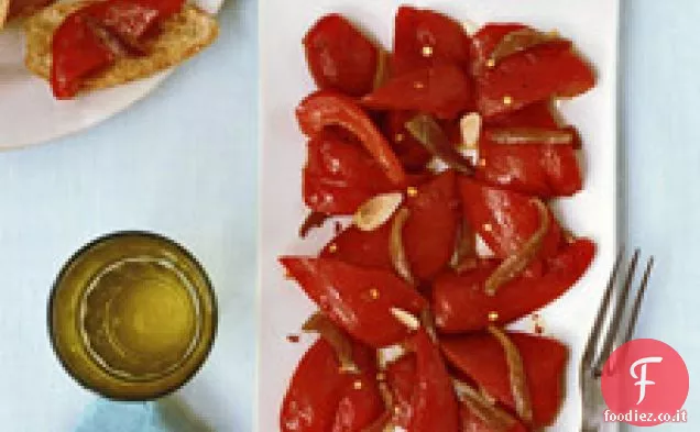 Peperoni Rossi Arrostiti con Acciughe e Olio d'Oliva