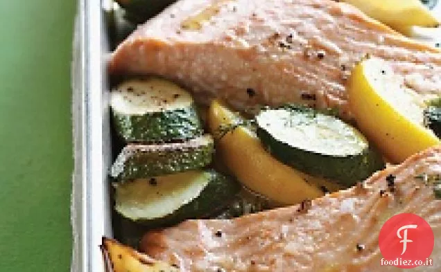 Salmone arrosto con zucchine, limone e aneto