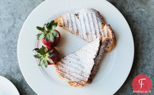Formaggio Grigliato con Mascarpone, Albicocche e Cioccolato