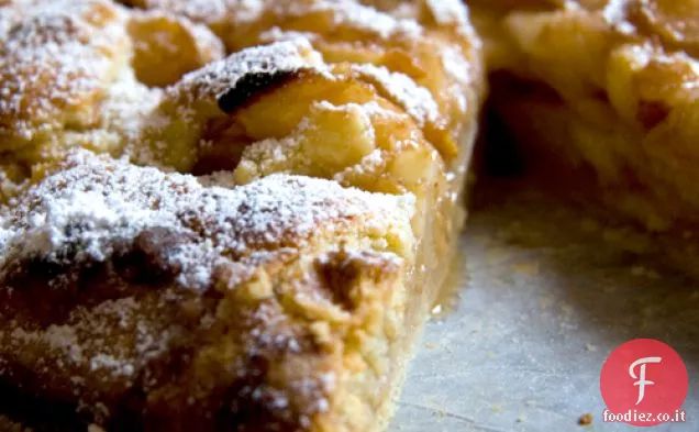 Crostata di pere rustiche con acquavite di albicocche