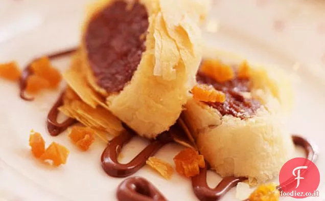 Strudel al cioccolato e albicocca