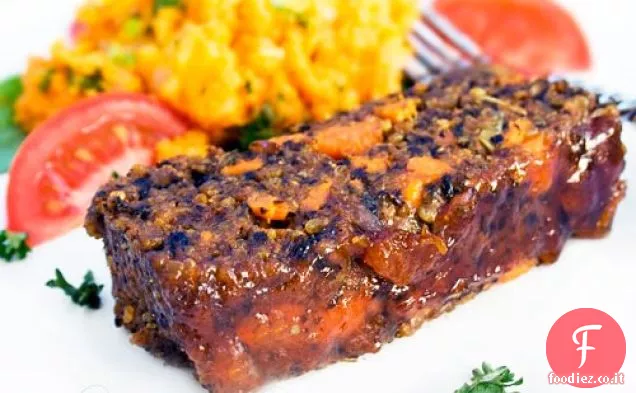 Pagnotta vegetariana da giardino con glassa di albicocca d'acero