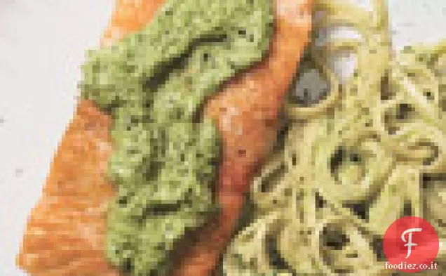 Salmone scottato con Linguine e Pesto di rampa