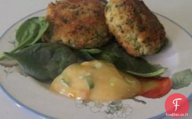 Torte di salmone fresco con remoulade di albicocche