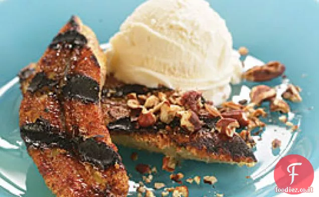 Cannella alla griglia-banane di zucchero con gelato alla vaniglia e Bourbon