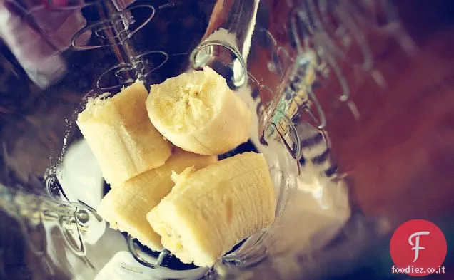 Banana Almond Crush Smoothie Ricetta