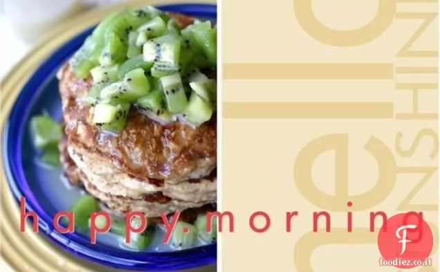 Frittelle di banana integrale con sciroppo di latte di cocco zuccherato
