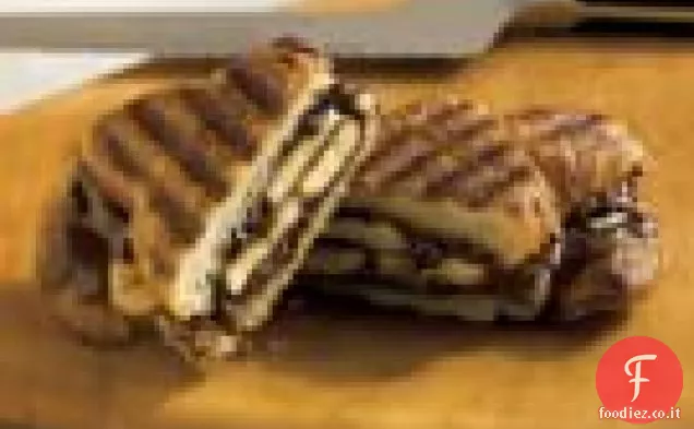 Croissant Panini al cioccolato e banana