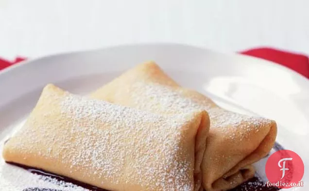 Crepes con Banane e Salsa di Nocciole e Cioccolato