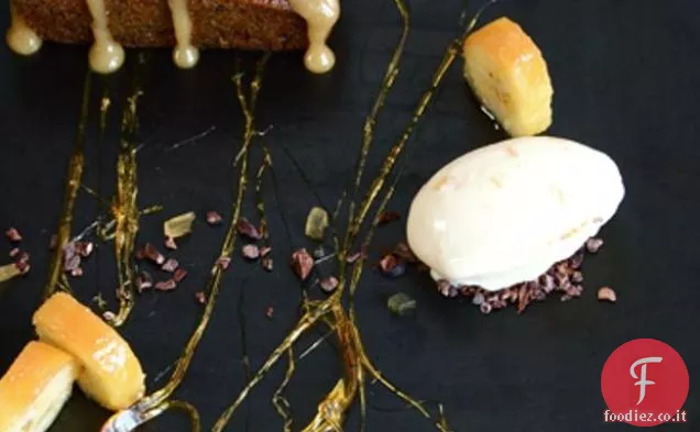 Fetta di data con tè Earl Grey banane e gambo gelato allo zenzero
