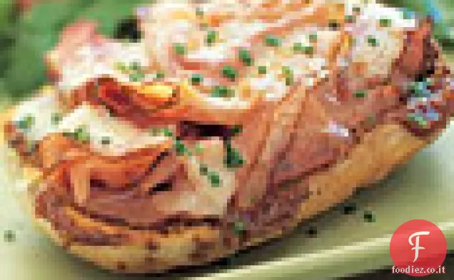 Panini con prosciutto, cheddar e burro di mele