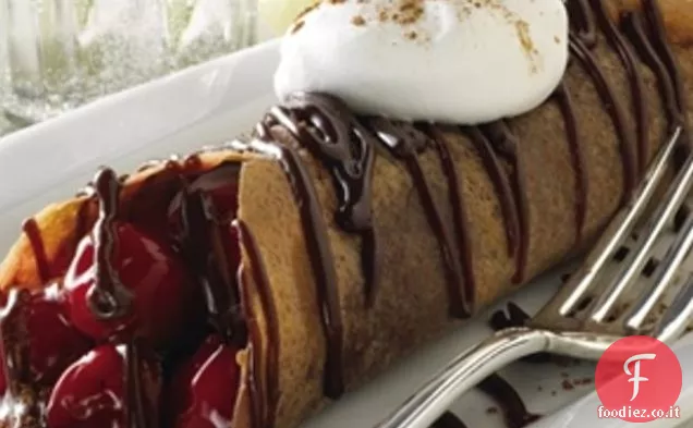 Crepes della Foresta Nera a base di caramelle al cioccolato senza zucchero di Hershey