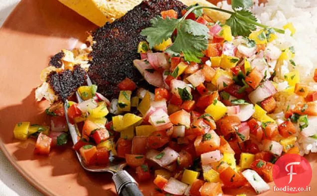 Salmone scottato al peperoncino con salsa al peperone dolce