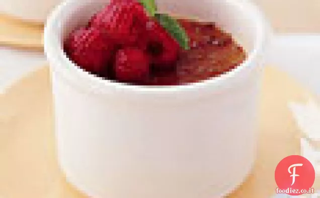 Crème Brûlée al limone con frutti di bosco freschi