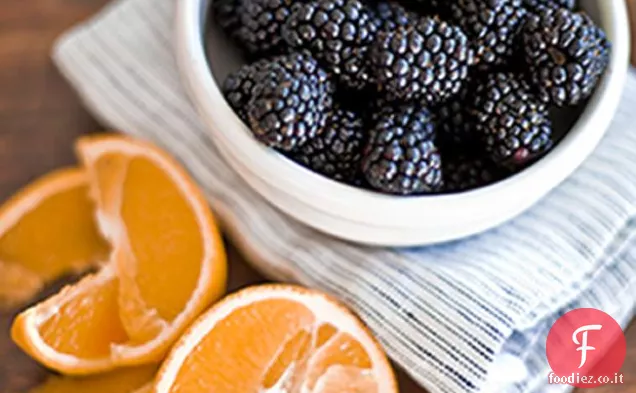 Focaccine di more con scorza d'arancia (senza glutine)