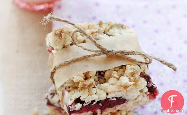 Barrette di Crumble Vegan al cocco di more