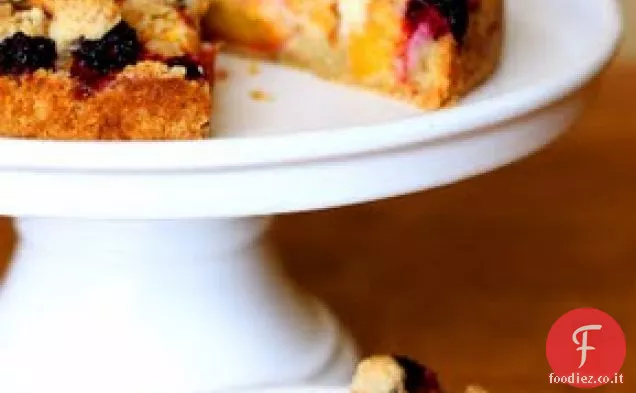 Crumble di mora alla pesca
