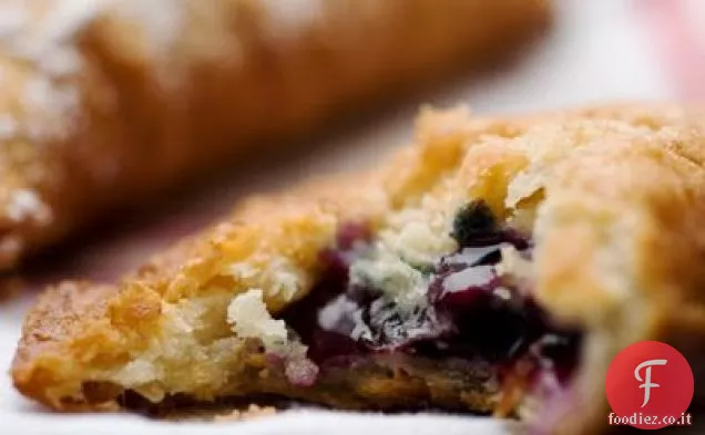 Torte fritte ai mirtilli
