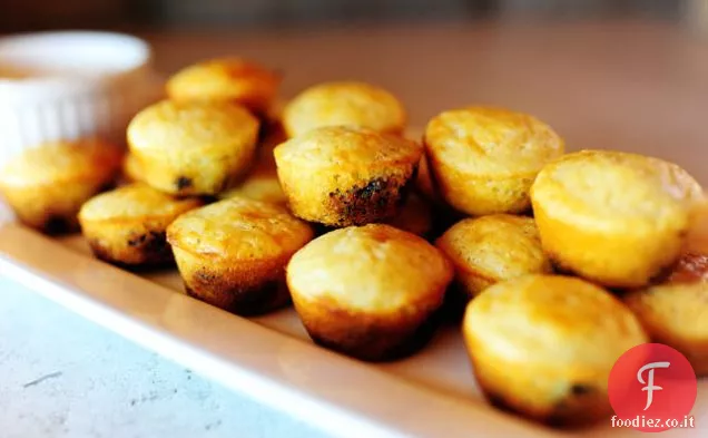 Mini-muffin di mais ai mirtilli