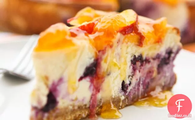 Cheesecake ai mirtilli alla pesca