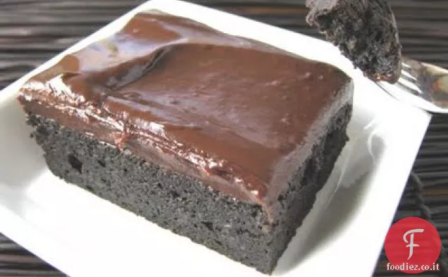 Brownies al Mascarpone al Cioccolato Fondente con Ganache ai mirtilli