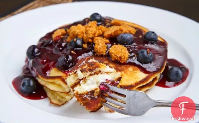 Frittelle di cheesecake ai mirtilli