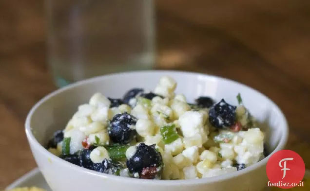 Salsa piccante di mirtilli, mais e feta