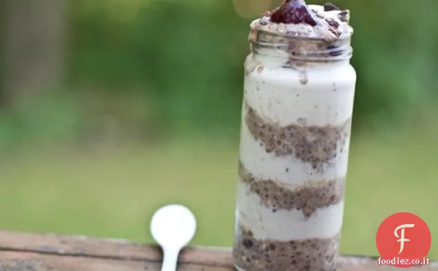 Ciliegia-mirtillo Cioccolato Vegan Overnight Oat Parfait