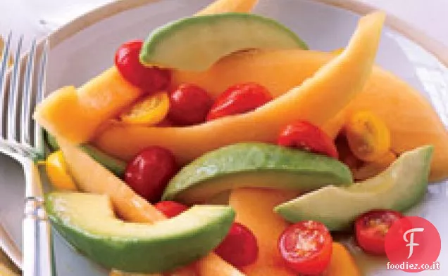 Insalata di melone e avocado con condimento al miele e lime