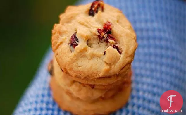 Biscotti alla ciliegia e crema