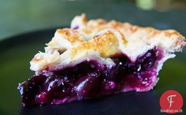 Torta di ciliegie dolci
