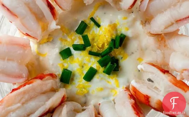 Gamberi in camicia con panna acida Rafano Salsa di immersione