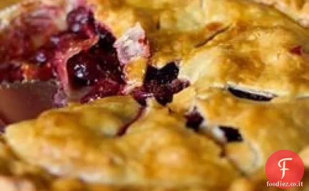 Torta di ciliegie fresche al forno
