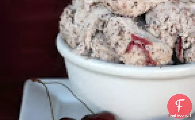 Gelato al cioccolato alla ciliegia