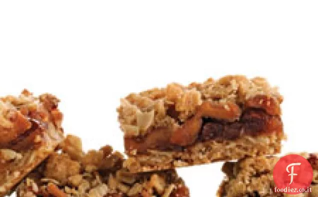 Barrette di crumble di mele e ciliegie