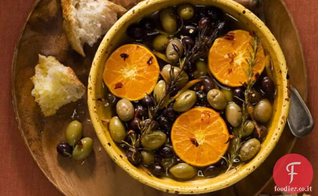 Olive Arrosto e Clementine Con Rosmarino E Peperoncini