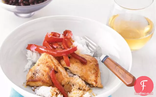 Pollo saltato e peperoni con riso al cocco