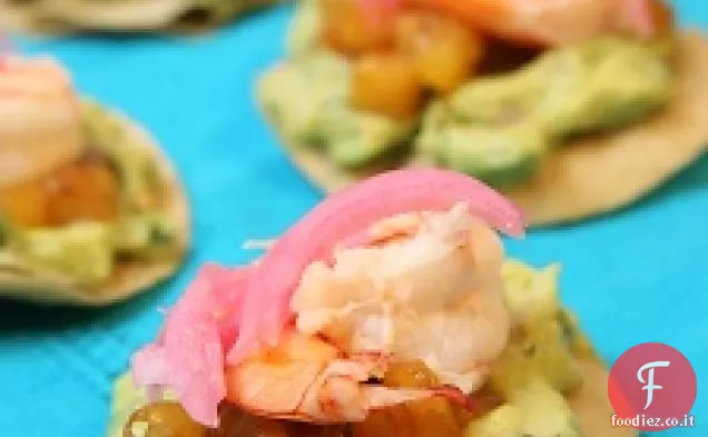 Tostadas di gamberetti in camicia di cocco