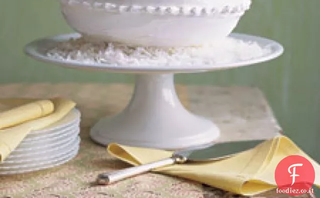 Torta a forma di uovo di cocco e mandorle