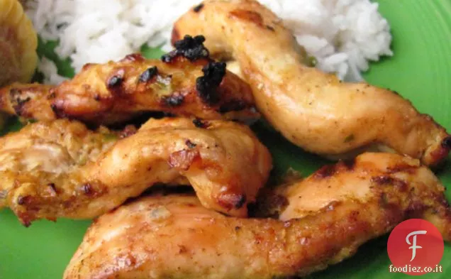 Satay di pollo con riso al cocco