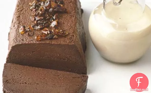Marquise al cioccolato con Crème Anglaise al caffè e Pennino al Cacao Praline