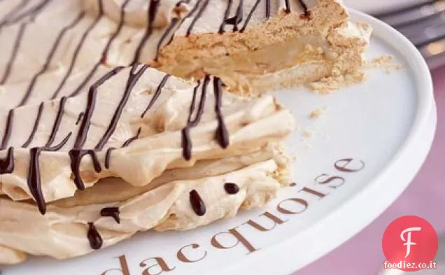 Dacquoise con salsa Moka