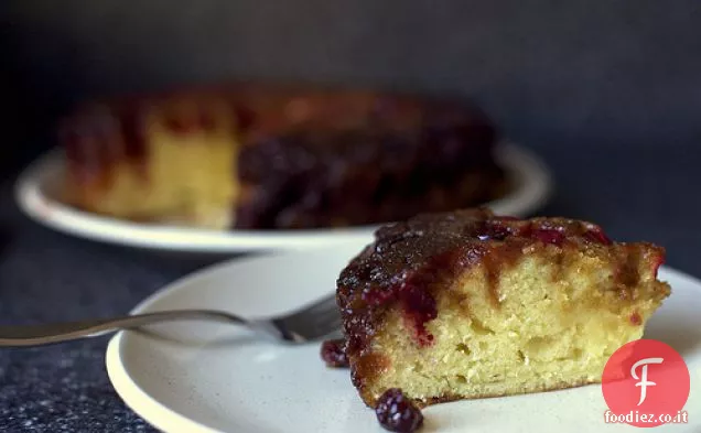 Torta di mirtilli capovolta