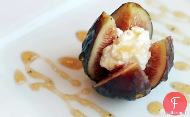 Fichi freschi con Formaggio di capra e Miele pepato